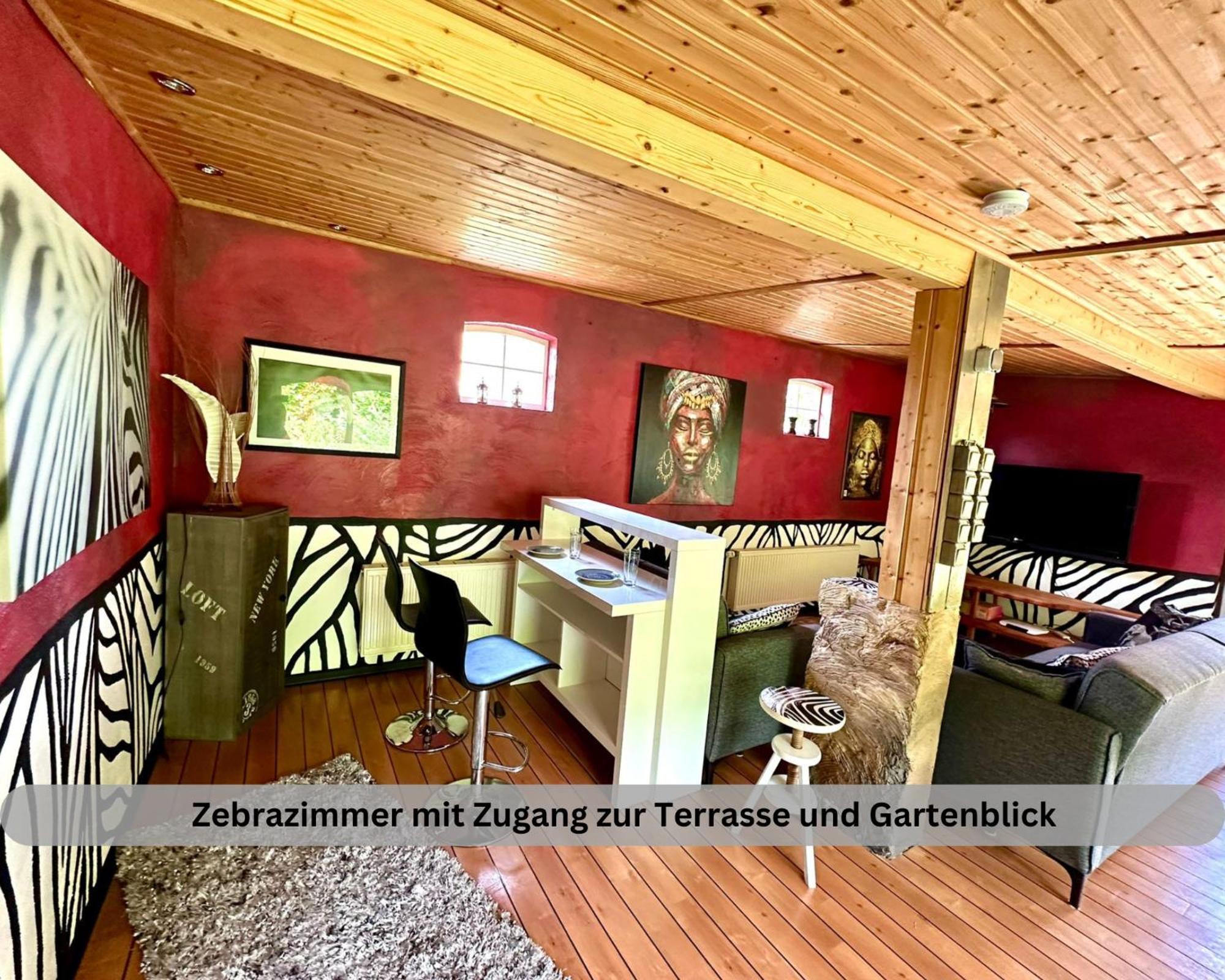 Lodge Of Africa - Einzigartige Themenzimmer, Eingezaeunten Garten, Sauna, Whirlpool & Kamin, Hunde Willkommen, Gasgrill, Voll Ausgestattete Kueche, Grosser Essbereich, Hamburg & Stade In Der Naehe Twielenfleth Ngoại thất bức ảnh