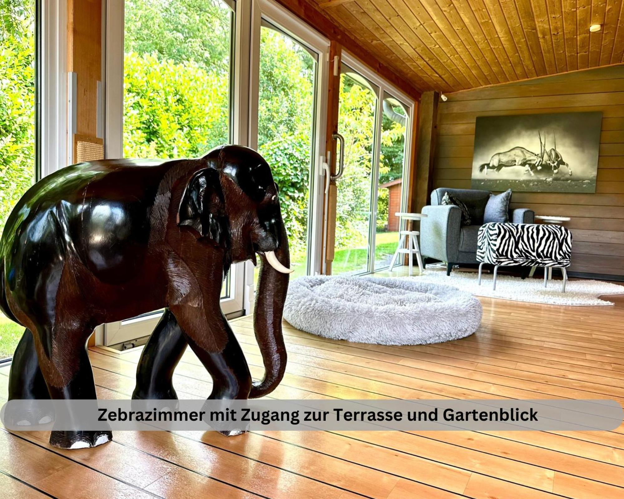 Lodge Of Africa - Einzigartige Themenzimmer, Eingezaeunten Garten, Sauna, Whirlpool & Kamin, Hunde Willkommen, Gasgrill, Voll Ausgestattete Kueche, Grosser Essbereich, Hamburg & Stade In Der Naehe Twielenfleth Ngoại thất bức ảnh